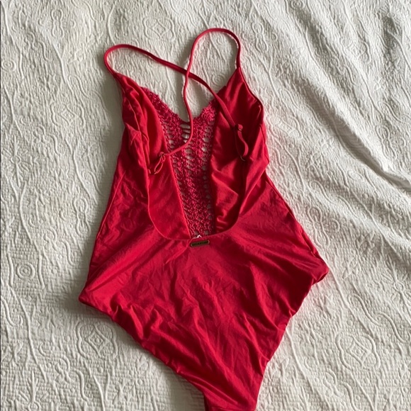 Hippie hooray sangria one piece small - Picture 3 of 3